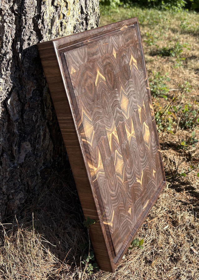 Striking Diamond Pattern Board - Image 3